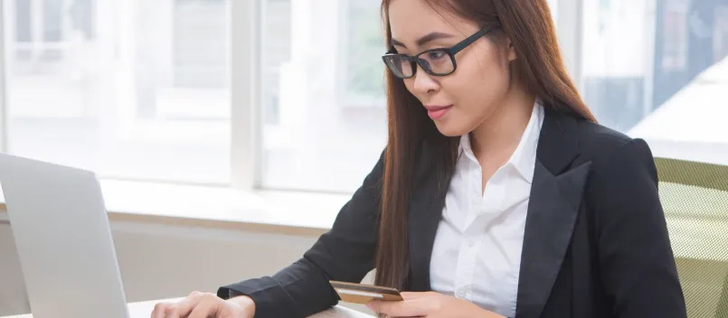 Cerita Pebisnis Online Shop yang Lebih Efisien dengan Aplikasi Akuntansi Lokal