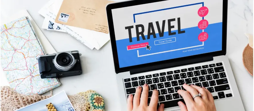 Outlook Industri Jasa Pembuatan Website Indonesia 2025–2027