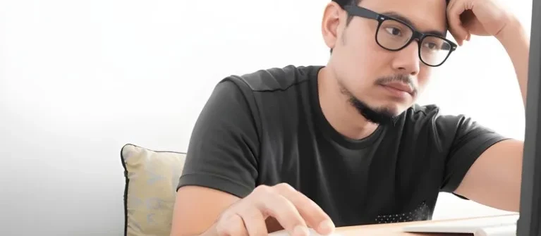 Studi Perbandingan Biaya Admin Manual vs Sistem Akuntansi Digital