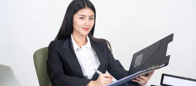 Risiko Keuangan Bisnis Berbasis Online Shop di Tengah Kompetisi Ketat