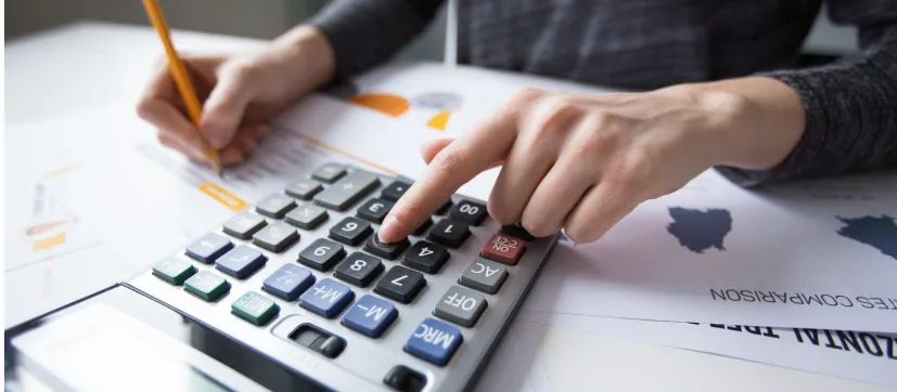 Era API-First Development: Standar Baru Website Bisnis Skala Besar