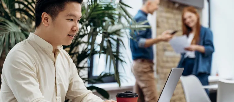 Cara Menerapkan RACI untuk Mengelola Proyek Website Berskala Besar