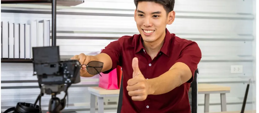 Perjalanan Content Creator Membangun Website Hiburan dan Menghasilkan Cuan