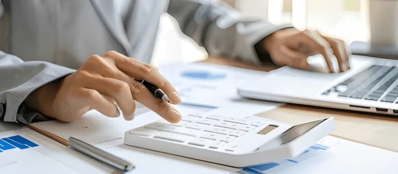 Akuntansi Komersial, Pajak, dan Data: Tantangan Keuangan di Era Teknologi