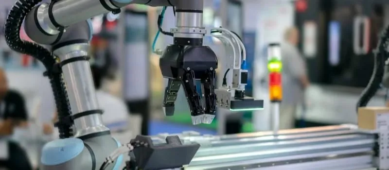 Tugas-Tugas Berbahaya yang Dapat Diambil Alih oleh Robot di Pabrik