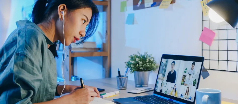 Chatbot AI di Website: Solusi Customer Service Otomatis 24/7