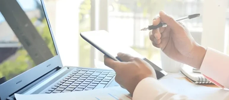 Perbandingan Accurate Online vs Jurnal untuk UMKM yang Sedang Berkembang