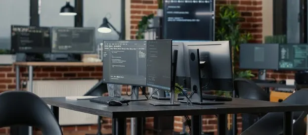 Perbandingan Software Akuntansi: QuickBooks vs Xero vs Zoho Books