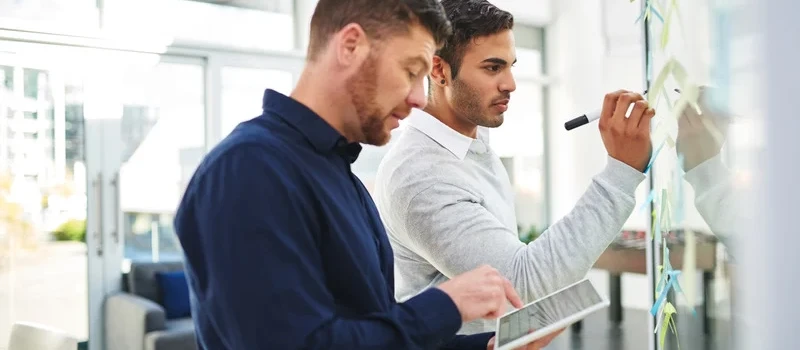 5 Alasan Mengapa Harus Gunakan Jasa Web Developer Asli Indonesia