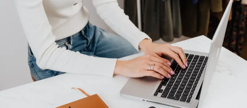 Microsoft 365 vs Google Workspace: Mana Lebih Cocok untuk Digital Office Package?