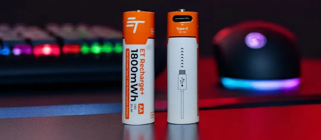 ET Recharge+ Baterai yang Bisa Diisi Ulang dengan Power Bank, Charger Dinding, dan Laptop