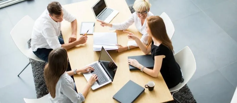 Kelebihan dan Kekurangan Software Berbasis Cloud, Wajib Tahu Sebelum Pakai!