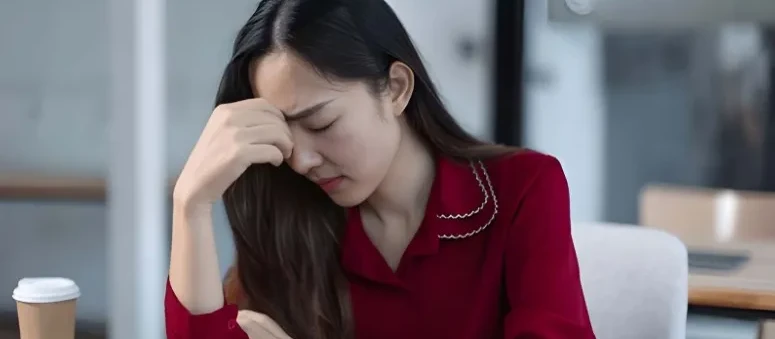 Staff Akuntansi Internal Investasi atau Beban Operasional