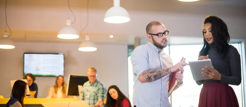 Kapan Harus Pilih Jasa Freelance, Agensi, atau DIY untuk Website Anda?