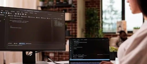 Rekomendasi CMS Website Terbaik: WordPress vs Webflow vs Shopify