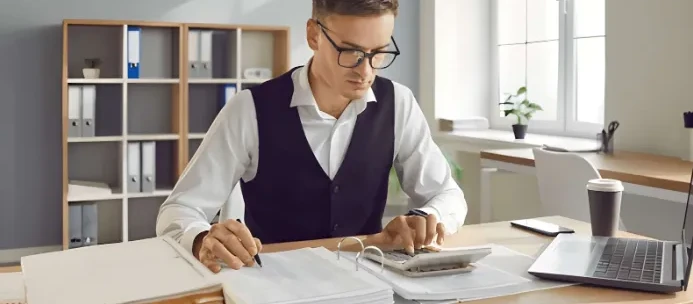 Akuntansi Murah vs Akuntansi Profesional: Mana yang Benar-Benar Menguntungkan