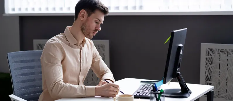 Transformasi Digital: Dari Pembukuan Manual ke Sistem Online yang Akurat