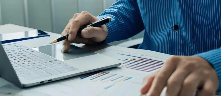 Forecasting & Budgeting Otomatis Strategi Menghindari Cash Flow Shock
