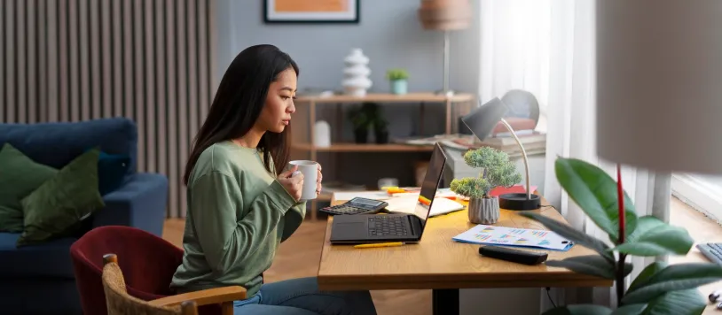 Teknologi Fast Charging pada UPS dan Manfaatnya bagi Pengguna Aktif