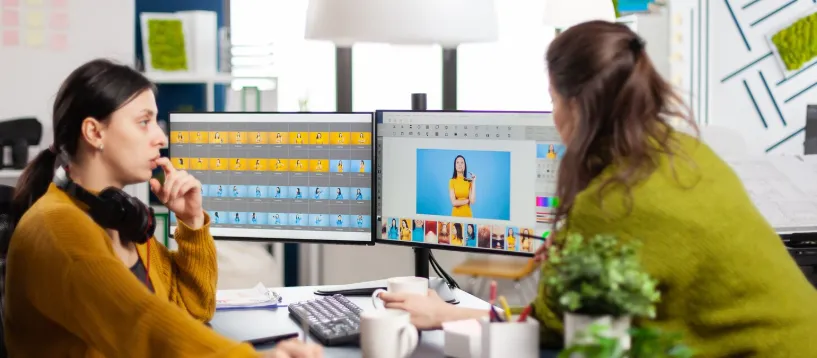 Illustrator dan CorelDRAW, Dua Software Vektor yang Paling Banyak Dipakai Desainer — Mana yang Lebih Cocok untuk Anda