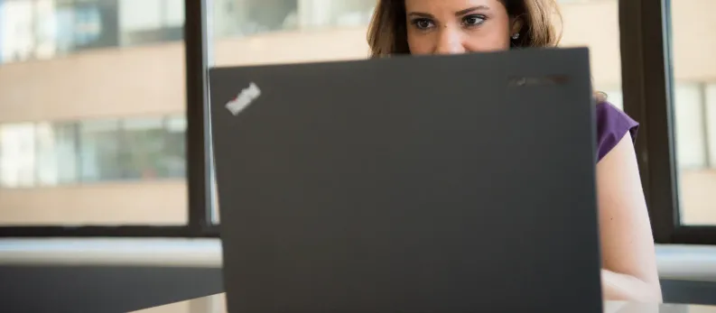 Laptop Second untuk Jualan Online, Desain, Admin – Bergaransi & Bersertifikat