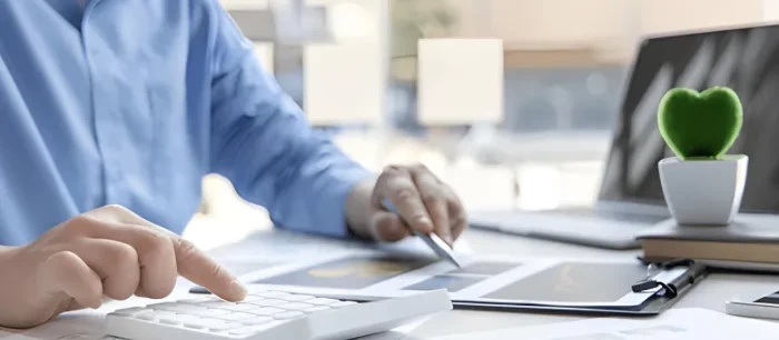 Akuntan Junior vs Akuntan Senior: Perbedaan Dampak ke Risiko Keuangan