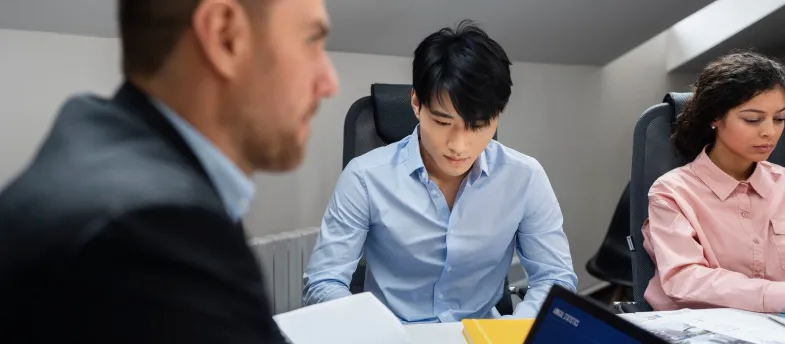 Fitur Wajib yang Harus Ada dalam Web Developer Indonesia