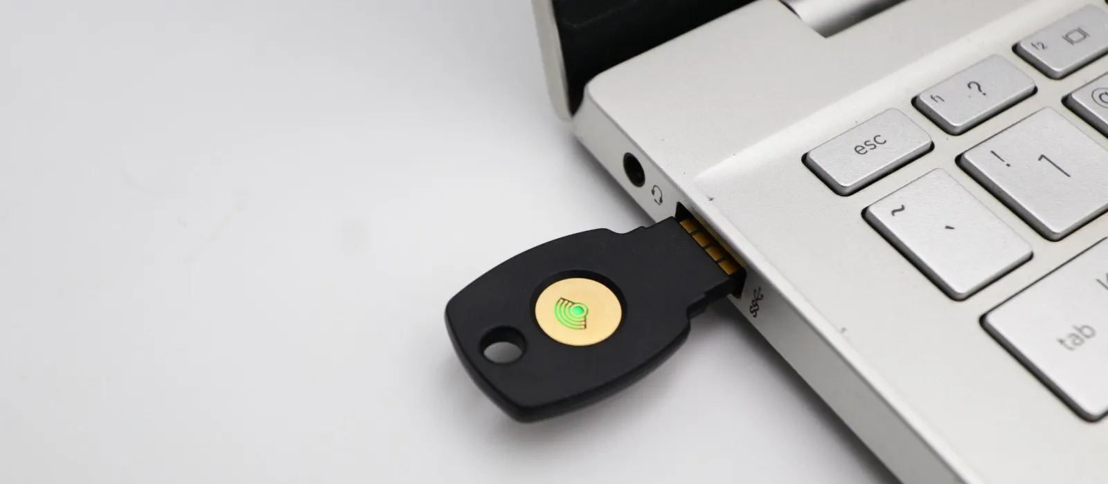 Keamanan Digital Nasional Dimulai dari Individu yang Tahu Risiko Dunia Maya