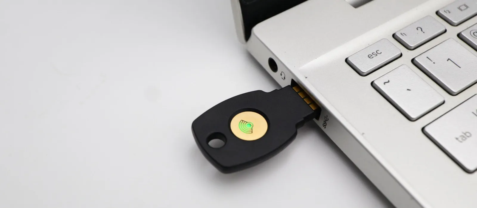 Tips Menghindari Peretasan Akun dengan Teknik Phishing